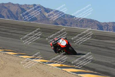 media/Mar-21-2025-CVMA Friday Practice (Fri) [[30cd4fe323]]/2-Racer 1/Session 2 (Bowl)/